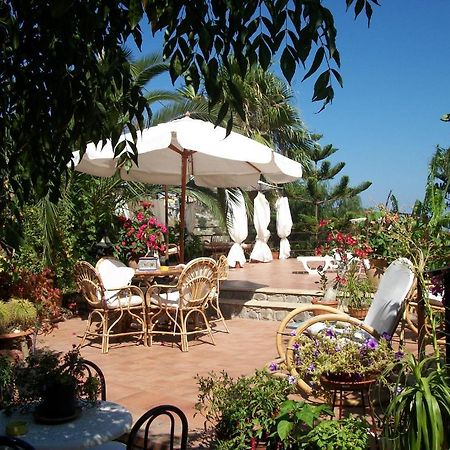 Holidaysora Taormina - Il Giardino Di Graziella Экстерьер фото