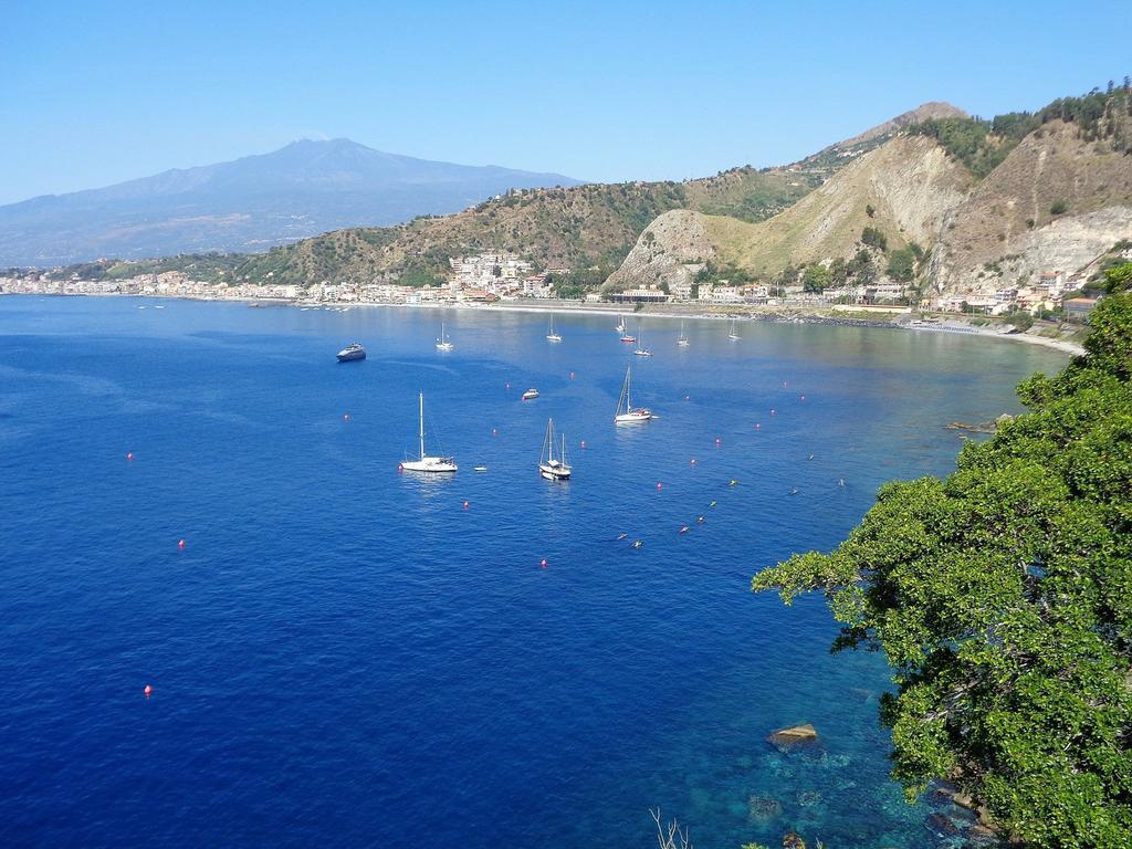 Holidaysora Taormina - Il Giardino Di Graziella Экстерьер фото