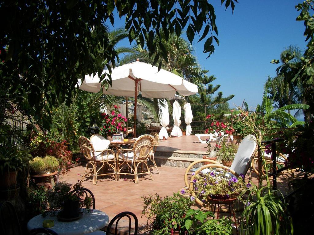 Holidaysora Taormina - Il Giardino Di Graziella Экстерьер фото