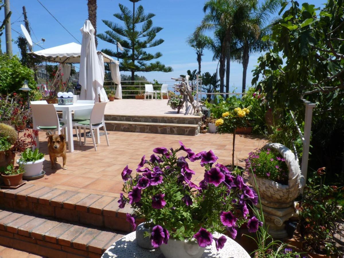Holidaysora Taormina - Il Giardino Di Graziella Экстерьер фото