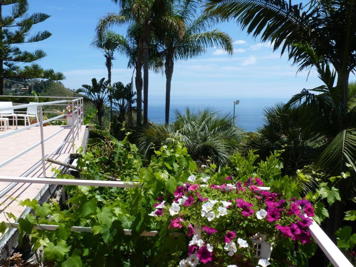 Holidaysora Taormina - Il Giardino Di Graziella Экстерьер фото